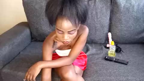 Snapshot of slim_desire chatting on 11-23-25, 01:22 slim_desire online show from 11-23-25, 01:22