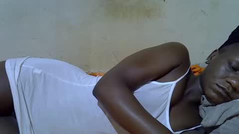 slim_girl3 online show from 10-04-25, 11:25