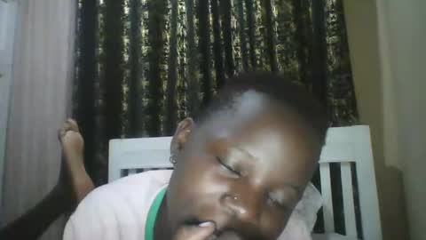 slim_petite_ebony online show from 12-26-24, 12:57