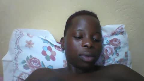 slim_petite_ebony online show from 01-08-25, 01:21