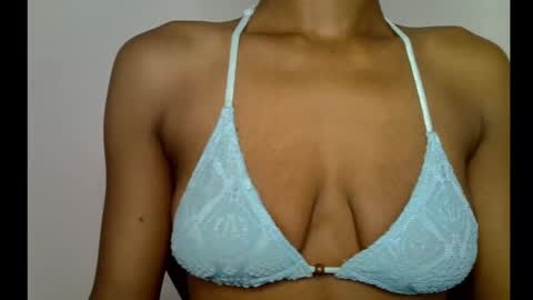 Snapshot of slim_petitqueen chatting on 12-17-25, 07:36 Alice online show from 12-17-25, 07:36