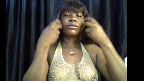Snapshot of slim_thick12 chatting on 11-18-25, 11:14 Tems online show from 11-18-25, 11:14