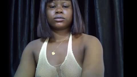 Snapshot of slim_thick12 chatting on 11-25-25, 07:36 Tems online show from 11-25-25, 07:36