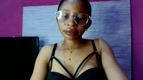 Snapshot of slimass31 chatting on 07-18-26, 03:27 slimass31 online show from 07-18-26, 03:27