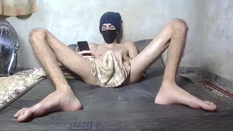 Snapshot of slimdestroyer chatting on 01-18-25, 07:37 slimdestroyer online show from 01-18-25, 07:37