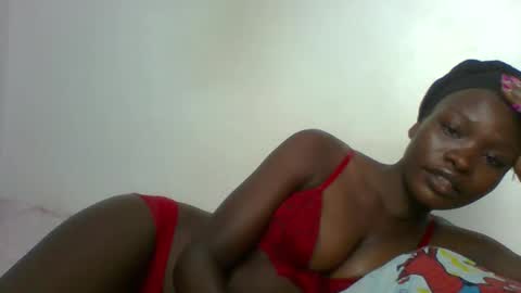 Snapshot of slimdiva chatting on 01-14-26, 06:08 slimdiva online show from 01-14-26, 06:08