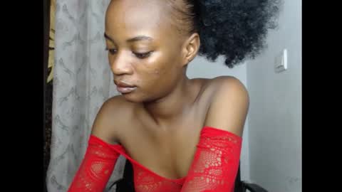 Snapshot of slimfit_girl chatting on 12-02-25, 08:48 Slimfit girl online show from 12-02-25, 08:48