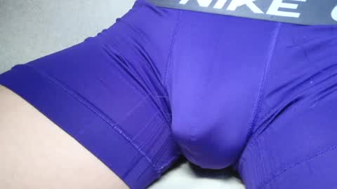 Snapshot of slimhungyvng chatting on 07-08-26, 06:12 slimhungyvng online show from 07-08-26, 06:12