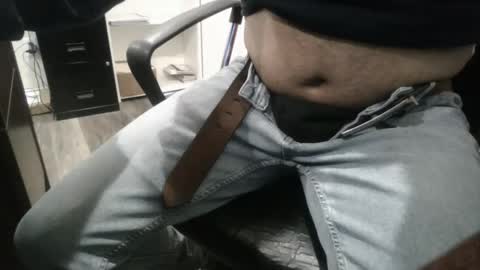 Snapshot of slimjimorange9 chatting on 10-30-25, 12:34 slimjimorange9 online show from 10-30-25, 12:34