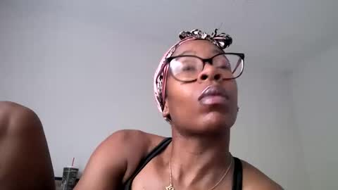 Snapshot of slimmmgooodiexoxo chatting on 09-24-25, 12:19 slimmmgooodiexoxo online show from 09-24-25, 12:19