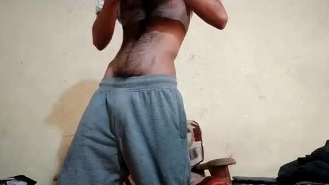 Snapshot of slimshaddyxx chatting on 12-20-24, 06:40 Prince online show from 12-20-24, 06:40