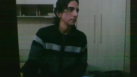 Snapshot of slimteaser089 chatting on 12-21-25, 08:32 SlimTeaser089 online show from 12-21-25, 08:32