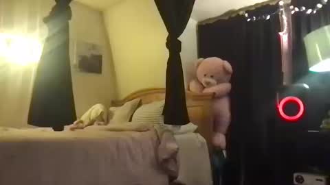 Snapshot of slimthick69couple chatting on 10-11-25, 06:23 slimthick69couple online show from 10-11-25, 06:23