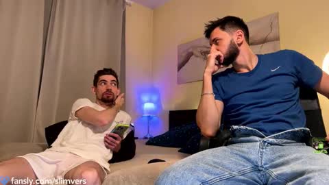 Art  online show from 12-21-25, 07:21