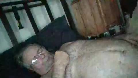 slippery_duck online show from 03-07-26, 04:26