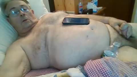 slippery_duck online show from 04-28-26, 04:45