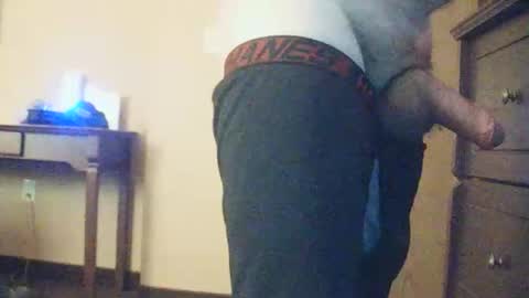 Snapshot of slips991 chatting on 11-10-25, 02:49 slips991 online show from 11-10-25, 02:49