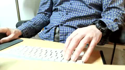 SlowGrow Uncut online show from 12-12-24, 06:42