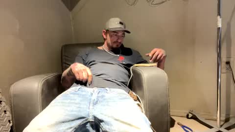 Snapshot of slotsnake chatting on 10-08-25, 02:58 Soulsnatcherz online show from 10-08-25, 02:58