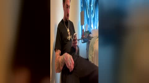 Snapshot of slotsnake chatting on 06-18-26, 06:56 Soulsnatcherz online show from 06-18-26, 06:56