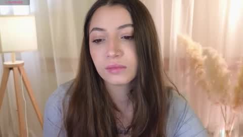 Emilia online show from 03-01-26, 12:18