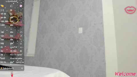 Paola  online show from 03-04-25, 03:15