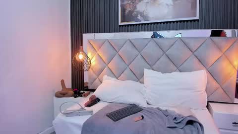 slut_milf_ online show from 11-04-25, 07:24