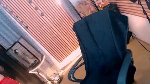 Snapshot of sluthotcummer69x chatting on 02-01-26, 02:54 EMPRESS GODDESS KRISTINE online show from 02-01-26, 02:54