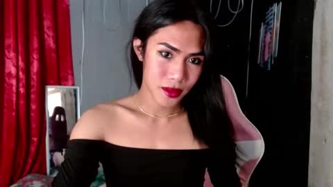 Snapshot of slutqueen_raz chatting on 12-09-24, 09:39 Raz online show from 12-09-24, 09:39