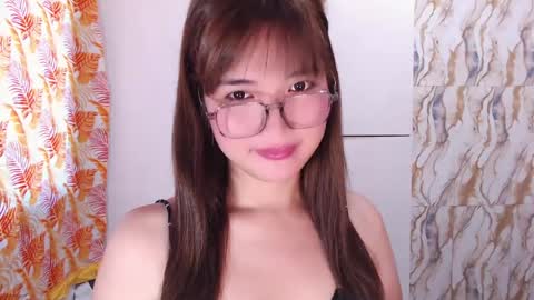 Snapshot of slutty_hannaxx chatting on 07-17-26, 11:20 slutty_hannaxx online show from 07-17-26, 11:20