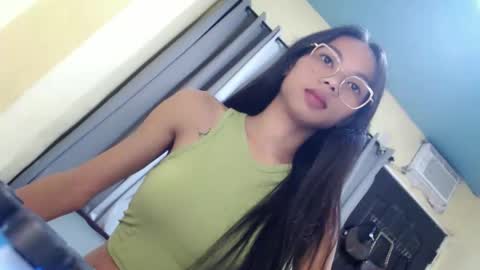 CHIE CHIE online show from 02-04-26, 01:44