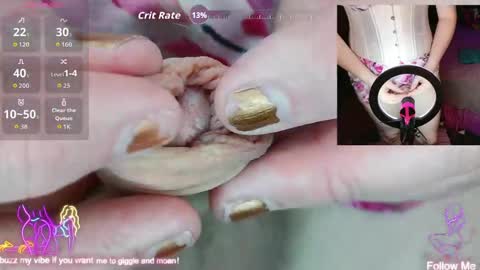 Faye online show from 05-24-26, 04:17