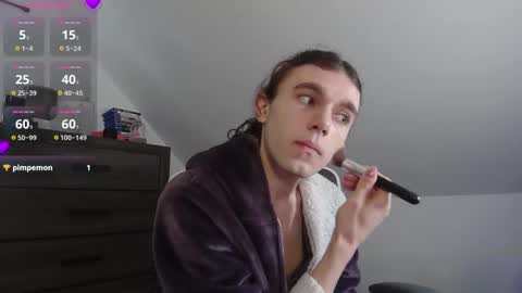 Snapshot of sluttyhorrorparty chatting on 12-03-25, 06:39 Natsu online show from 12-03-25, 06:39