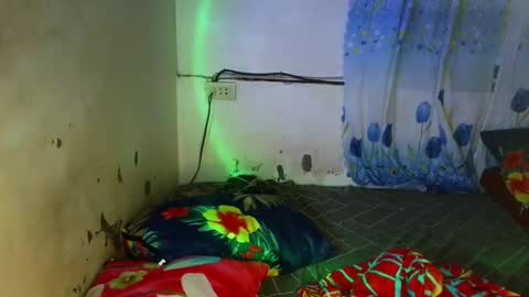 sluttypatotie online show from 06-01-26, 05:47