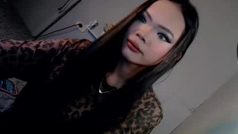Dont forget to follow me give me thumbs upIm  a New  kataluna online show from 12-18-25, 03:40