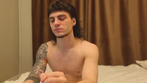 Snapshot of sly_gus chatting on 02-03-26, 06:57 Gus online show from 02-03-26, 06:57