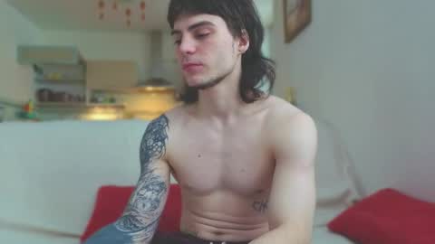 Snapshot of sly_gus chatting on 03-04-26, 04:51 Gus online show from 03-04-26, 04:51