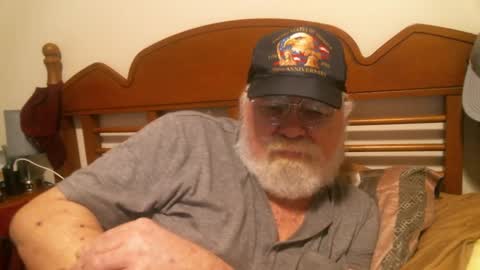 Sly online show from 09-17-25, 04:25