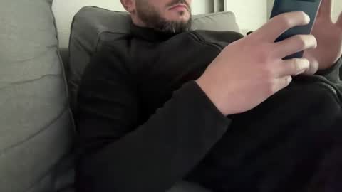 Snapshot of sm4ks chatting on 11-12-25, 02:17 sm4ks online show from 11-12-25, 02:17