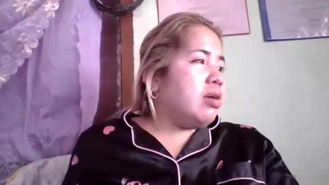 Lovewella online show from 09-22-25, 02:24