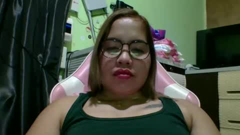 Snapshot of small_boobs59 chatting on 04-28-26, 11:04 Lovewella online show from 04-28-26, 11:04