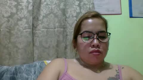 Snapshot of small_boobs59 chatting on 05-08-26, 11:59 Lovewella online show from 05-08-26, 11:59