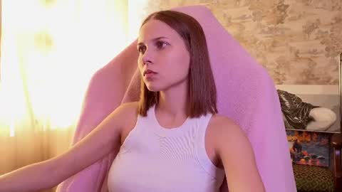 Snapshot of small_emma0 chatting on 07-18-26, 02:32 Emma online show from 07-18-26, 02:32