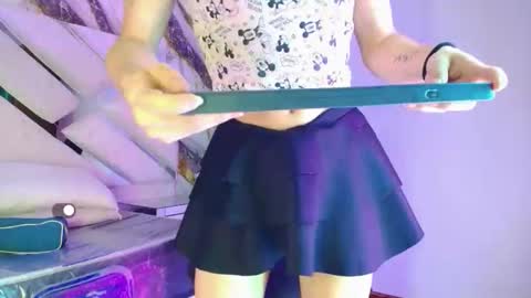 Small Hot19 online show from 04-18-26, 02:10