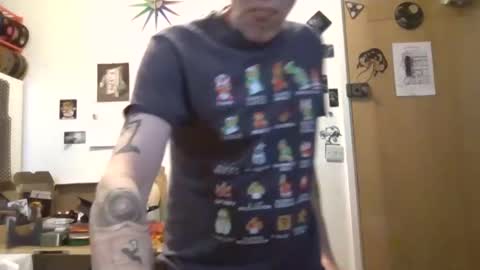 Snapshot of smalldick1975704669 chatting on 05-03-26, 01:28 smalldick1975704669 online show from 05-03-26, 01:28