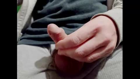 Snapshot of smallhairyuncut chatting on 12-16-24, 08:37 Small Hairy Uncut online show from 12-16-24, 08:37