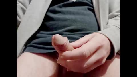 Snapshot of smallhairyuncut chatting on 12-22-24, 08:25 Small Hairy Uncut online show from 12-22-24, 08:25