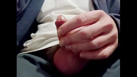 Snapshot of smallhairyuncut chatting on 01-01-25, 12:32 Small Hairy Uncut online show from 01-01-25, 12:32