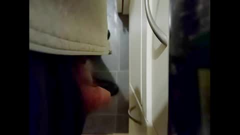 Snapshot of smallhairyuncut chatting on 03-11-25, 02:54 Small Hairy Uncut online show from 03-11-25, 02:54