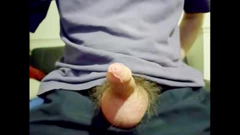 Snapshot of smallhairyuncut chatting on 10-22-25, 12:44 Small Hairy Uncut online show from 10-22-25, 12:44